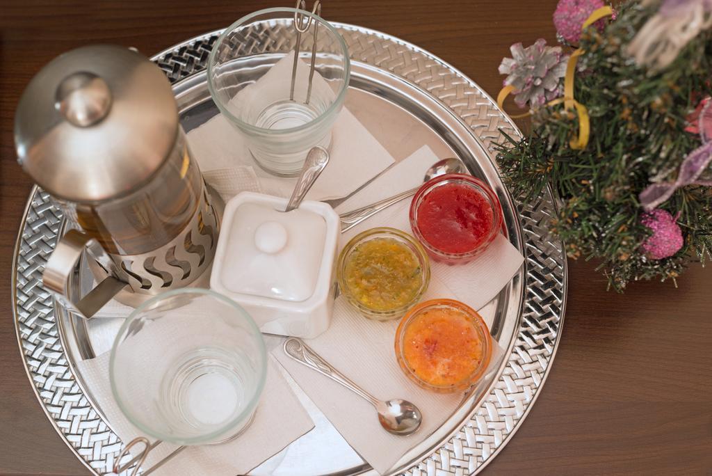Hotel 12 خاركيف المظهر الخارجي الصورة