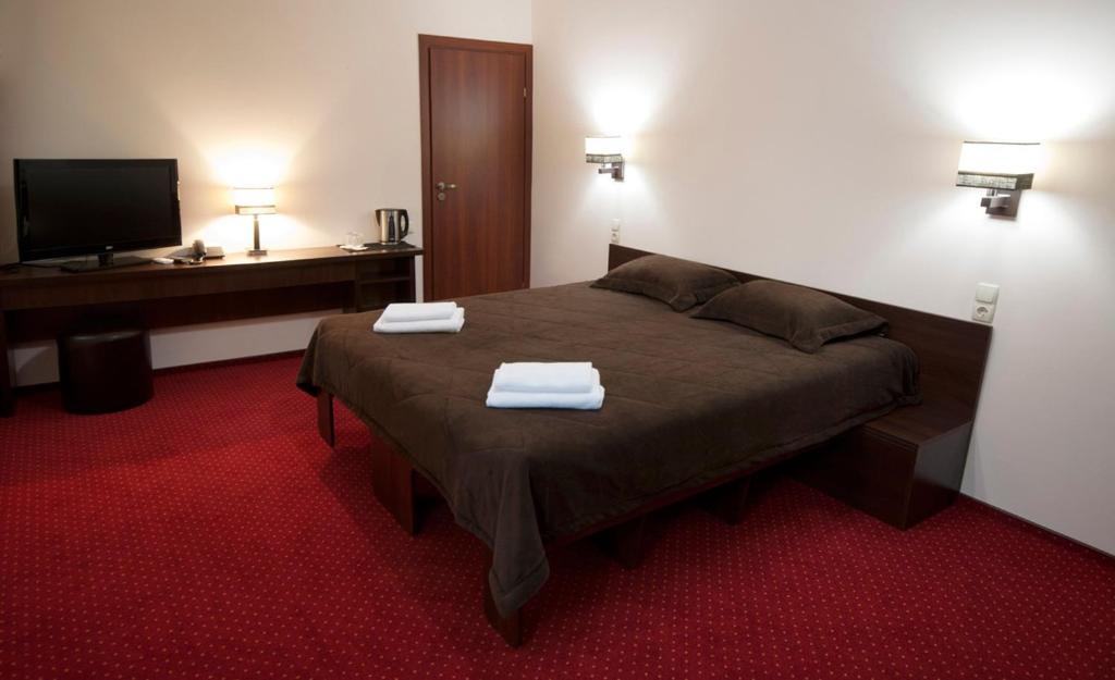 Hotel 12 خاركيف الغرفة الصورة