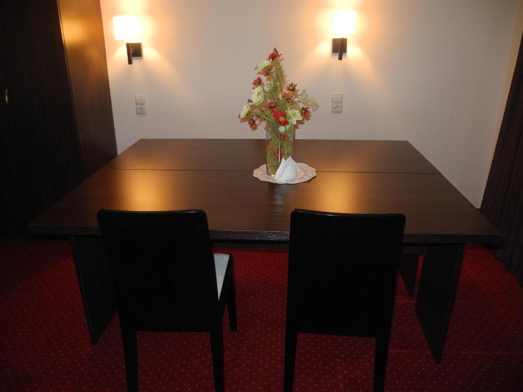Hotel 12 خاركيف المظهر الخارجي الصورة